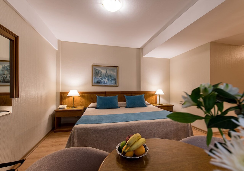 Hotel Solans Presidente 26/39