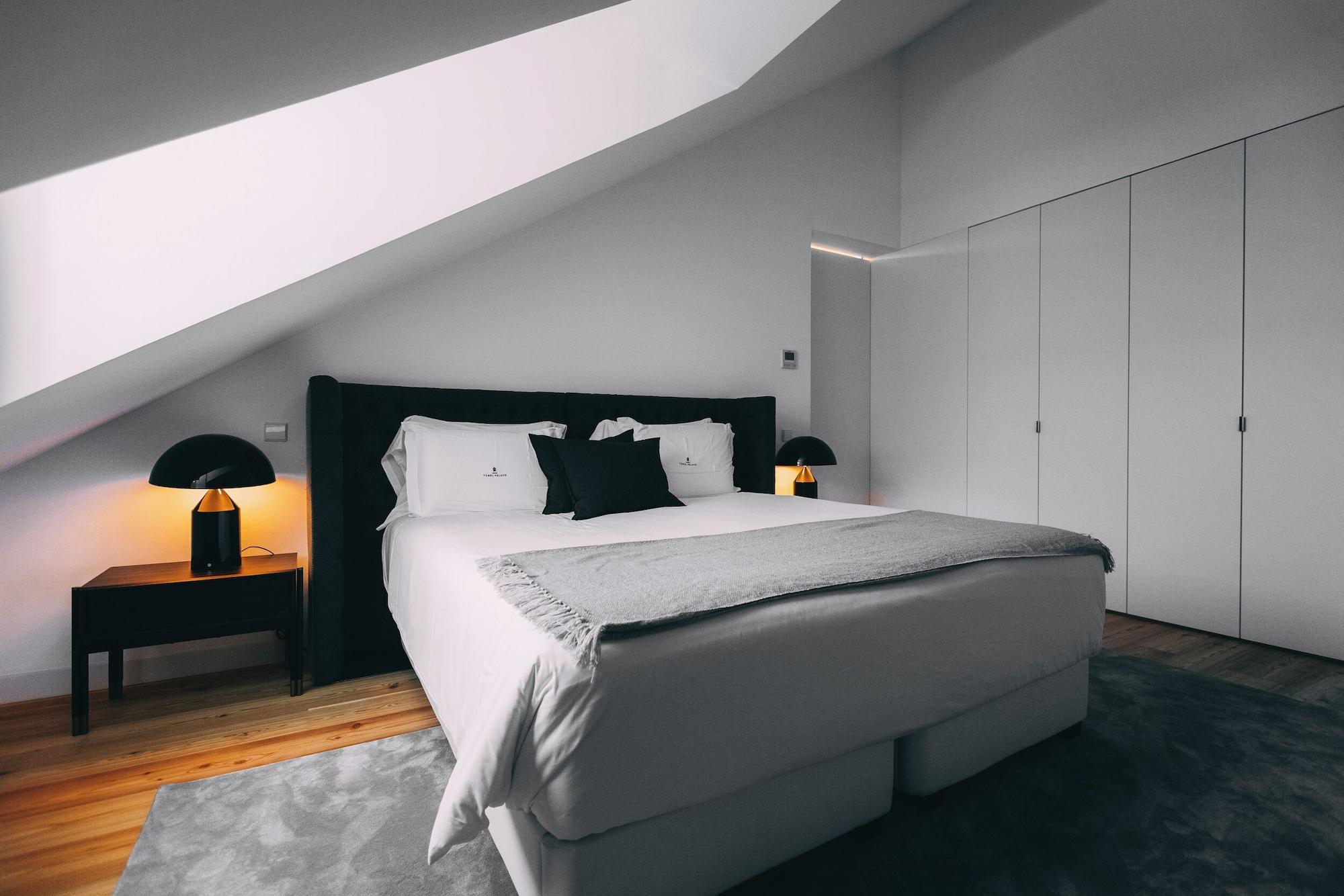 2 Bedrooms, Penthouse, City View, Balcony