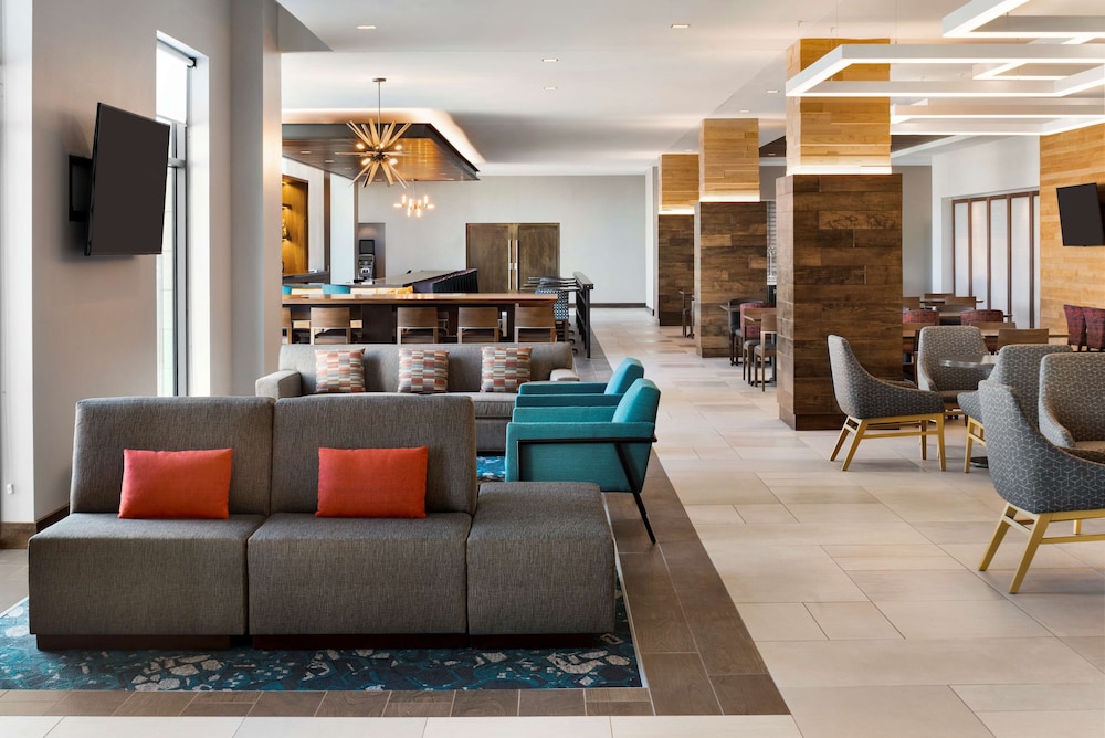 Hilton Garden Inn Milwaukee Brookfield Conference Center 29/60