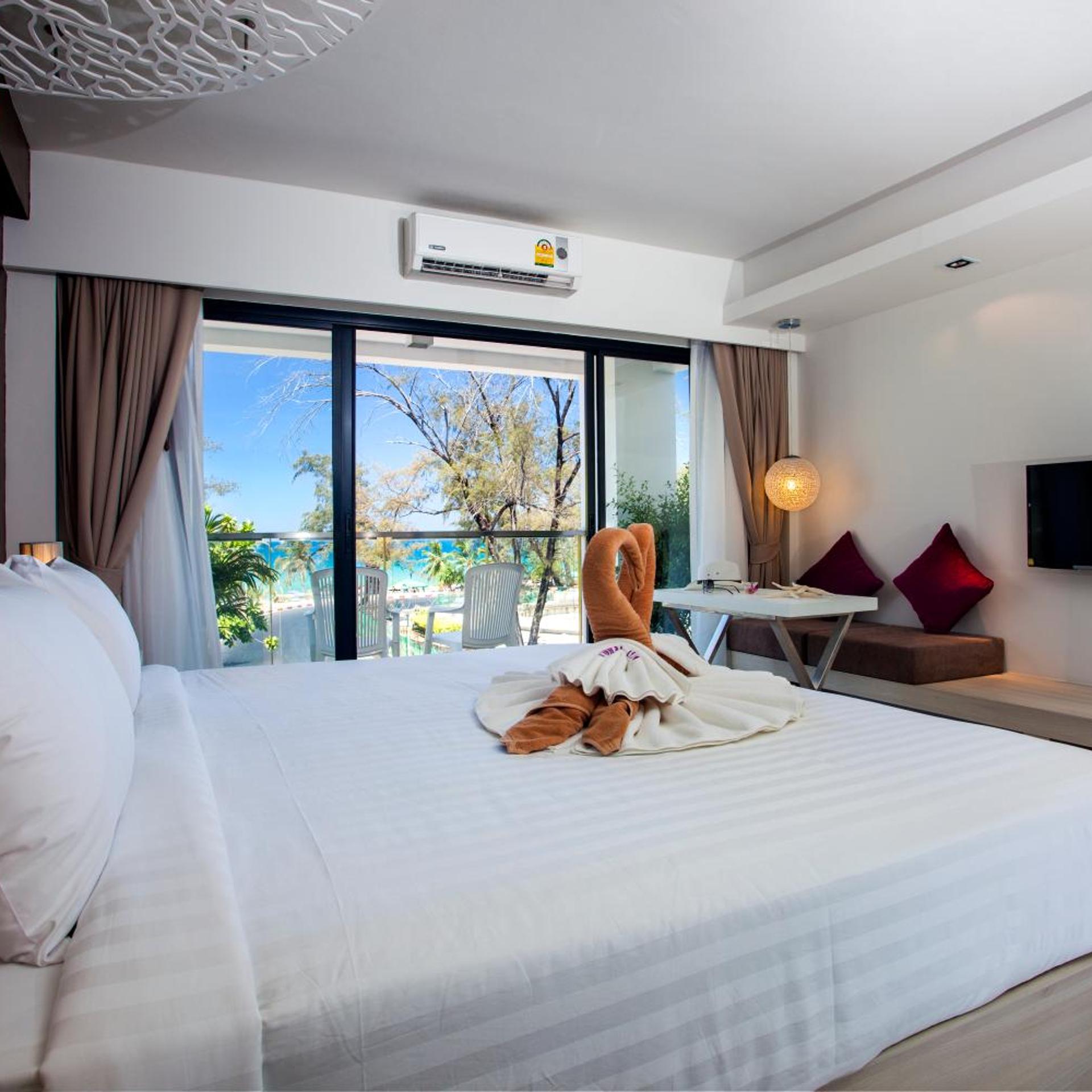 Coral, Deluxe, Double Bed, Sea View