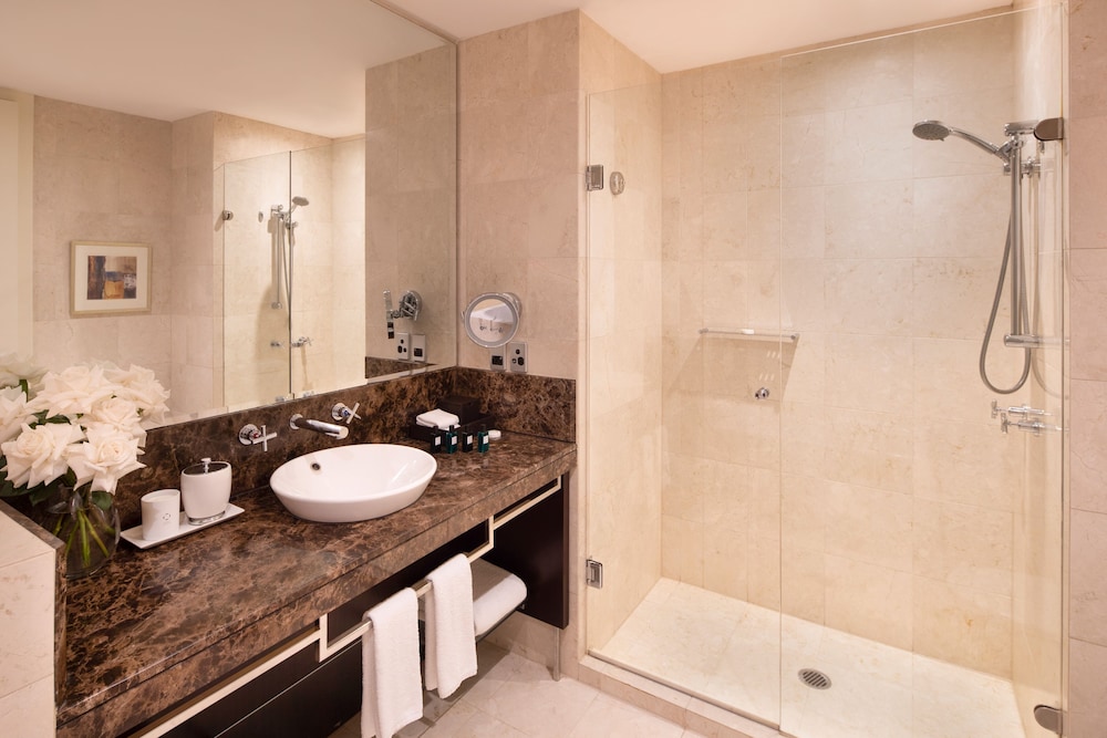 Sofitel Sydney Wentworth 16/70