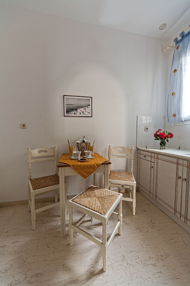 Sellada Apartments 14/35