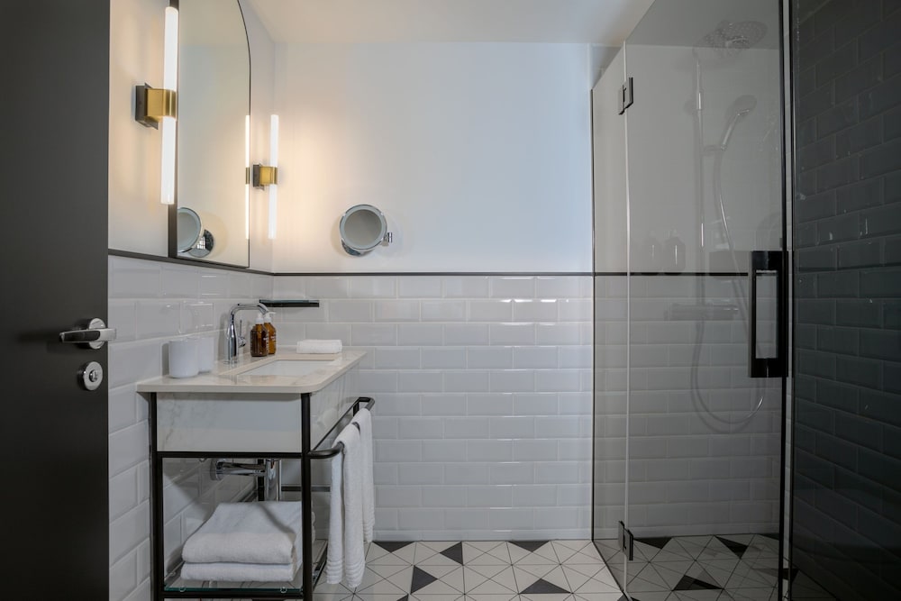 Neues Schloss Privat Hotel Zurich 14/31