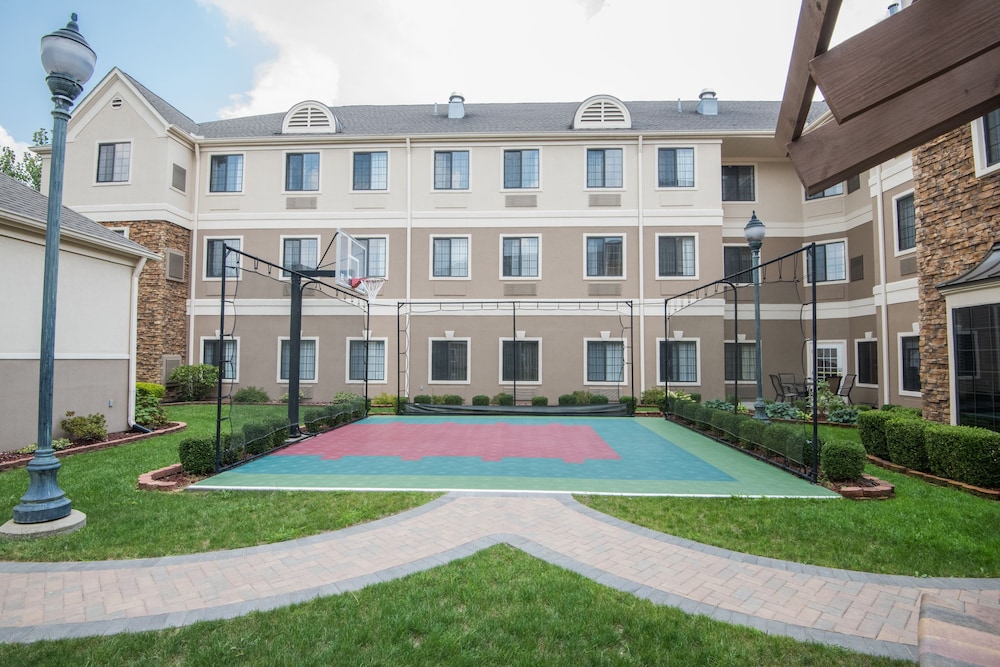 Staybridge Suites Columbus-Airport 13/50