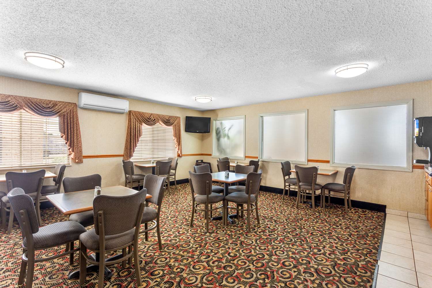 Best Western Oglesby Inn 21/23