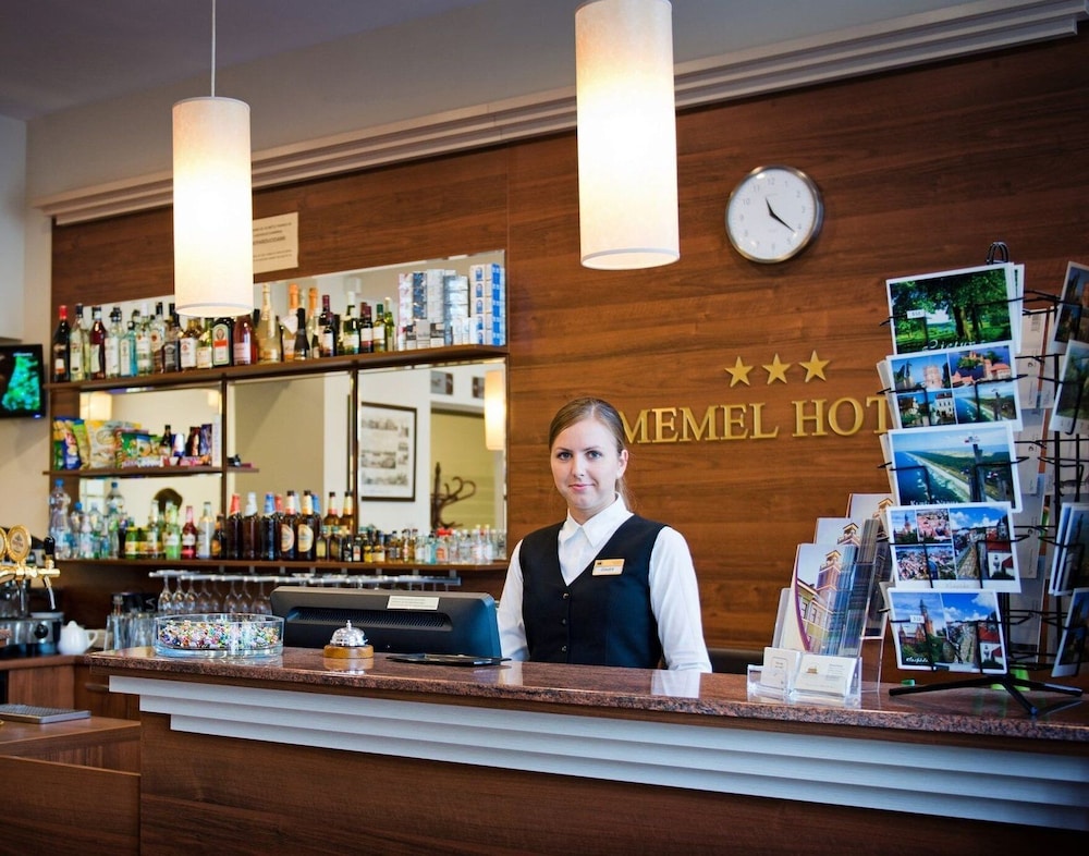 Memel Hotel 39/66
