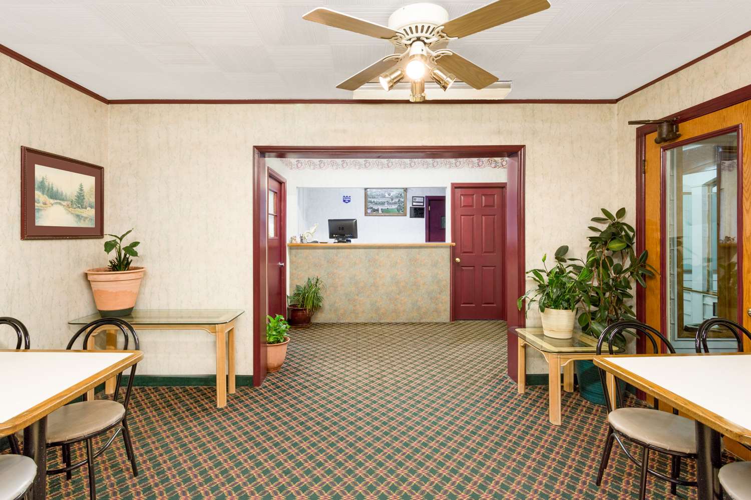 Galax Knights Inn 4/4