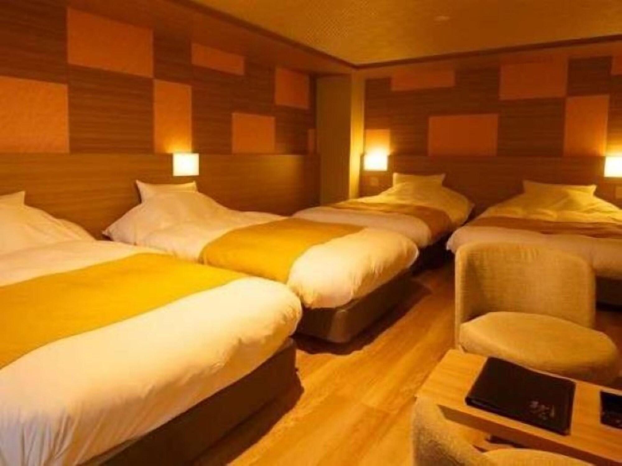 Premium, Semi Room, Bathtub