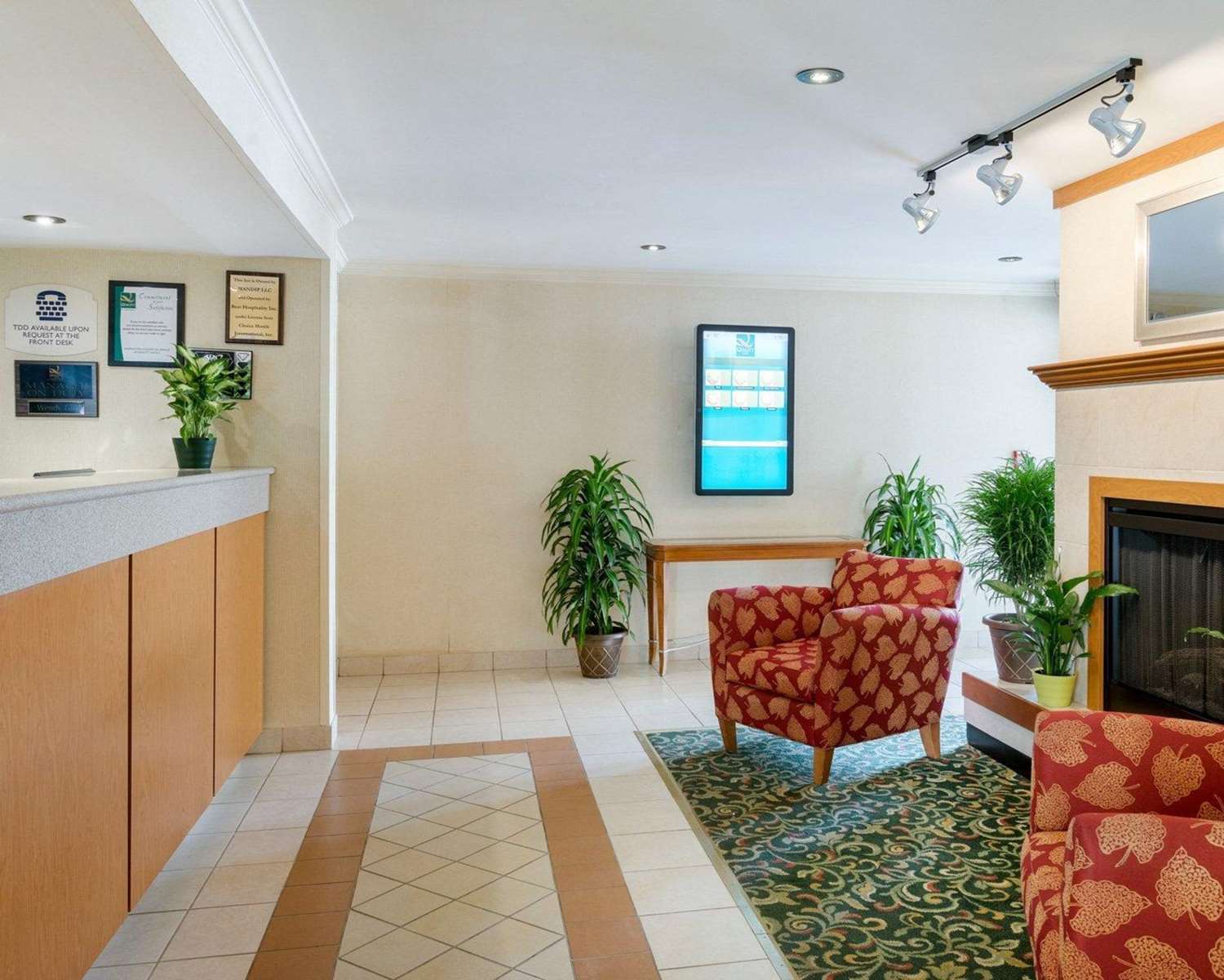 Quality Inn Newark 9/36