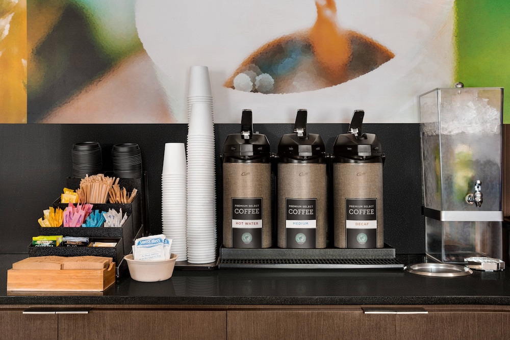 Fairfield Inn Suites Houston the Woodlands 15/26