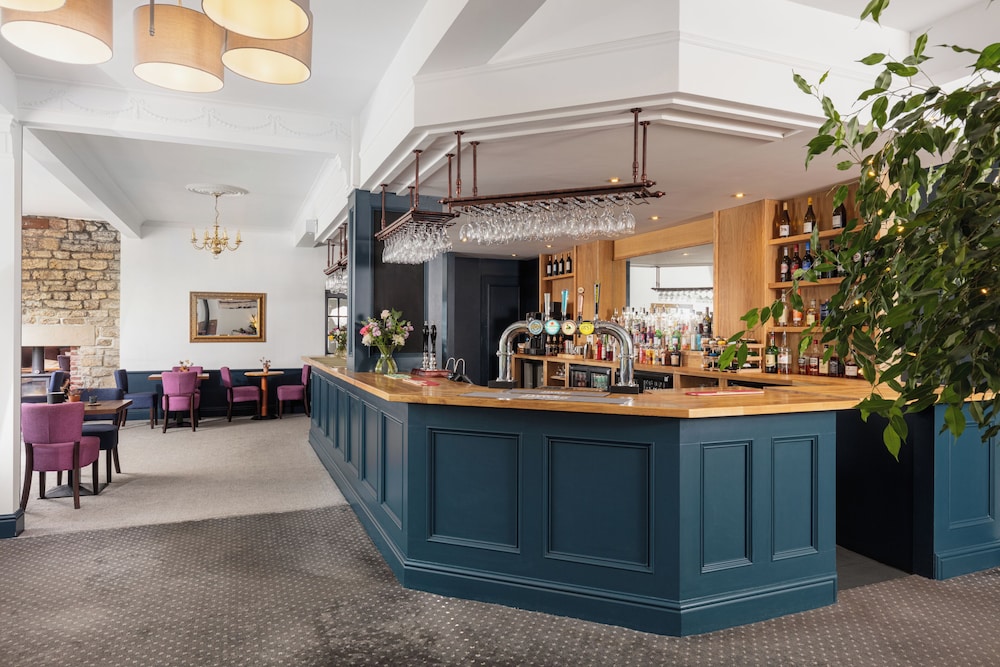 The George Hotel 7/46