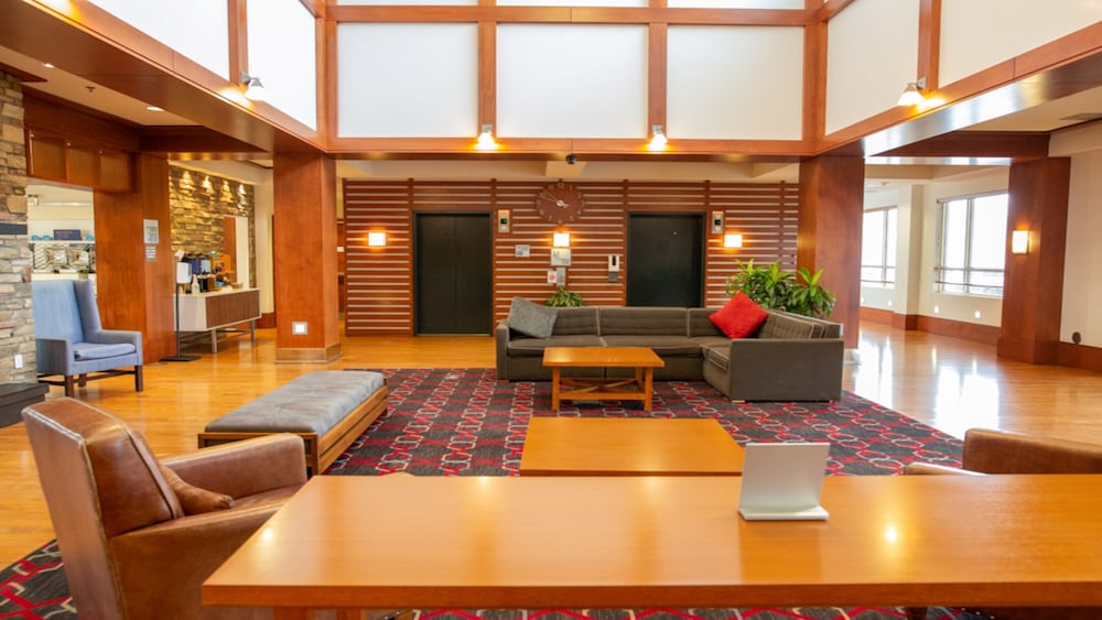 Holiday Inn Express Columbus Airport Easton Ex Four Points By Sheraton Columbus Ohio Airport 33/45