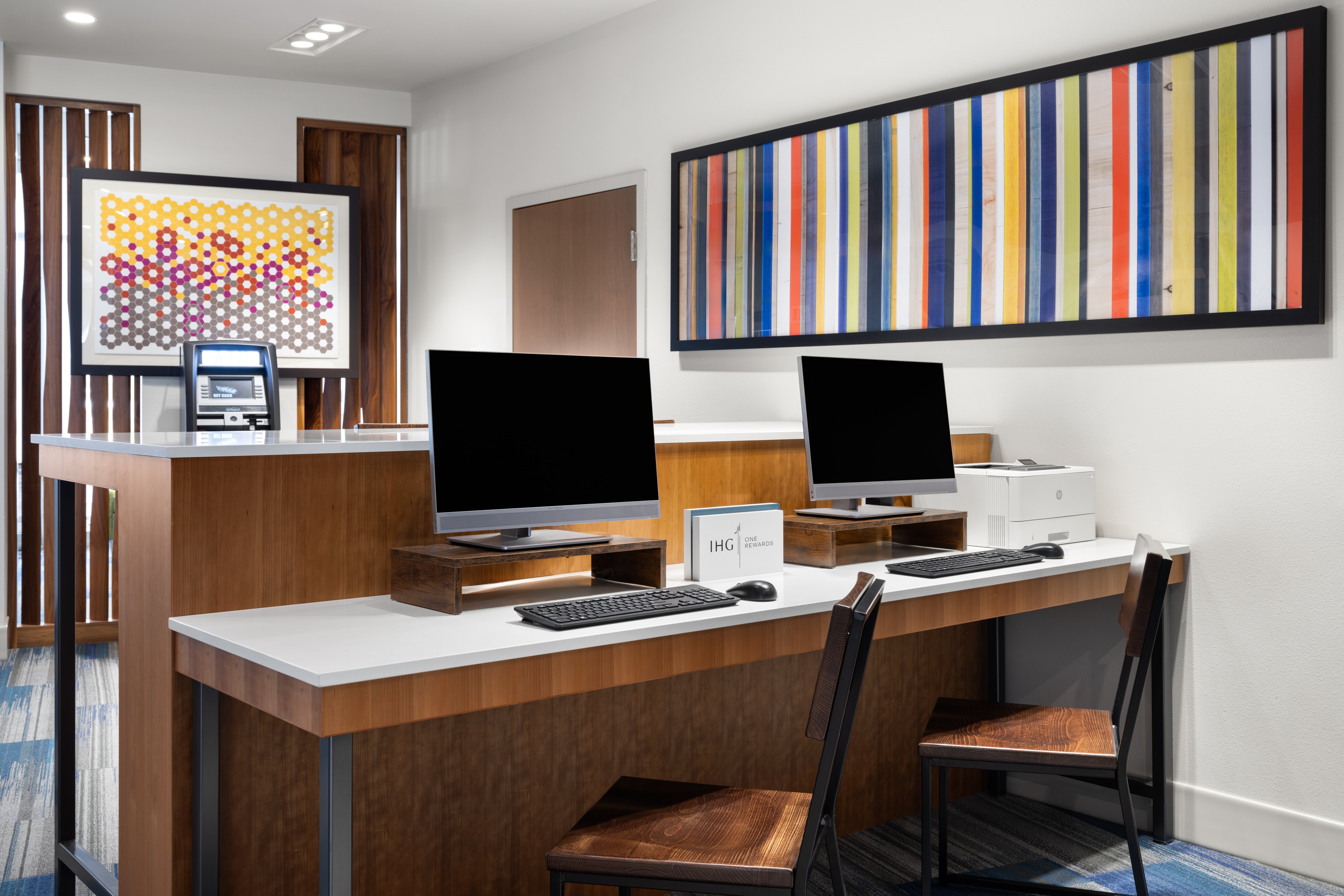 Holiday Inn Express And Suites Madison West Middleton 27/35