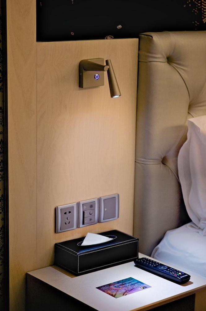 غرفة عائلية ثلاثية بسرير مزدوج وسرير فردي، Fx Hotel Tainan Minsheng Road Branch 5/5
