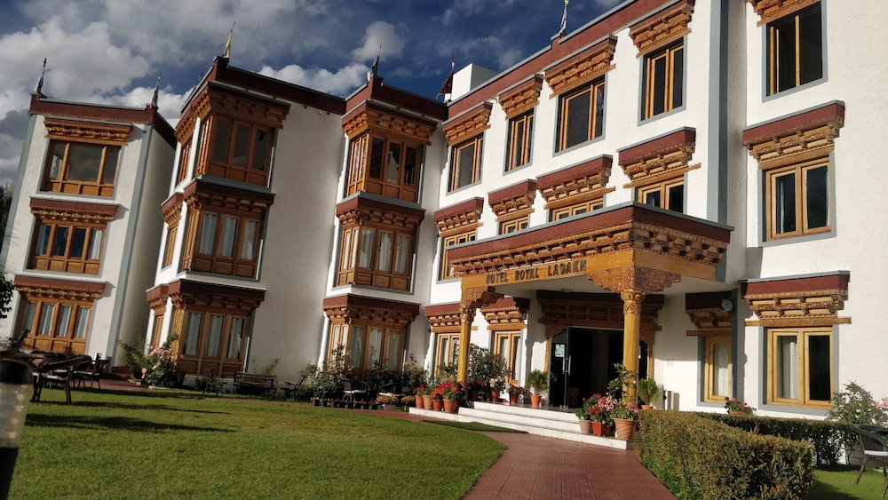 Hotel Royal Ladakh 47/50