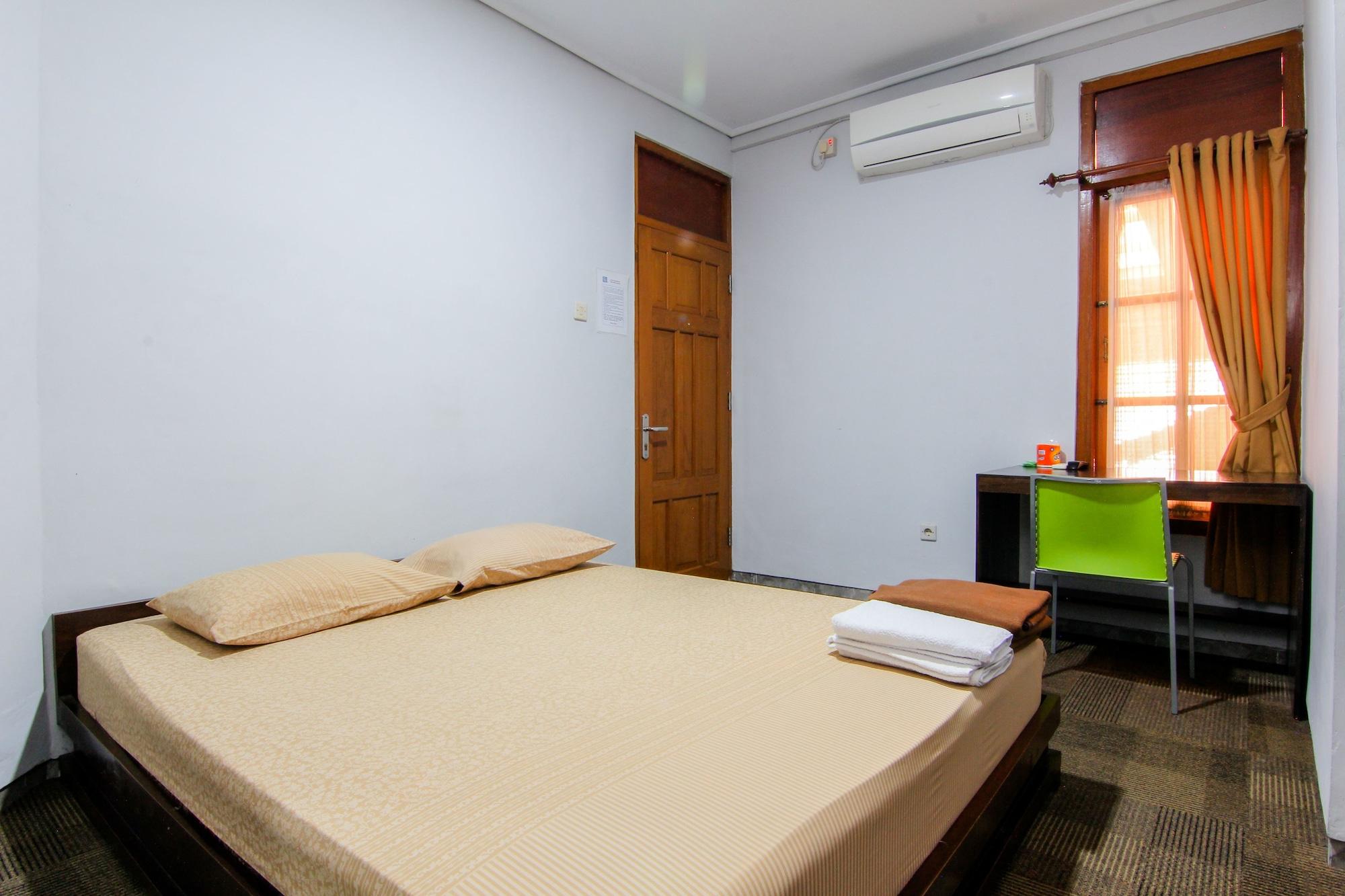 Embe Enem Homestay by ZUZU 8/39