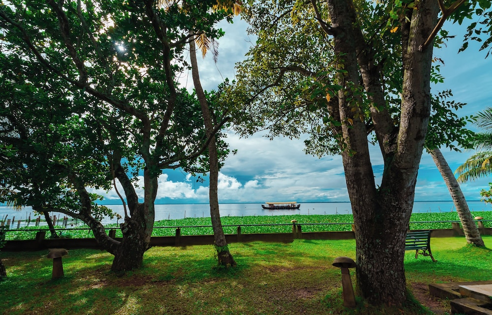 Aveda Kumarakom 29/50