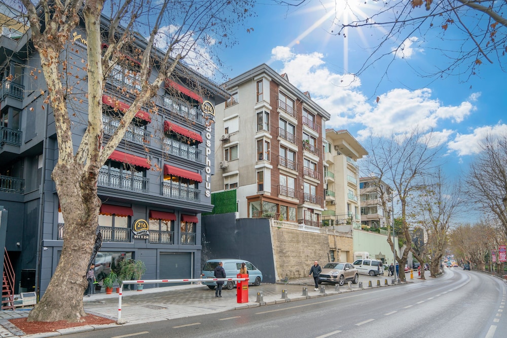 216 Bosphorus Suite 40/50