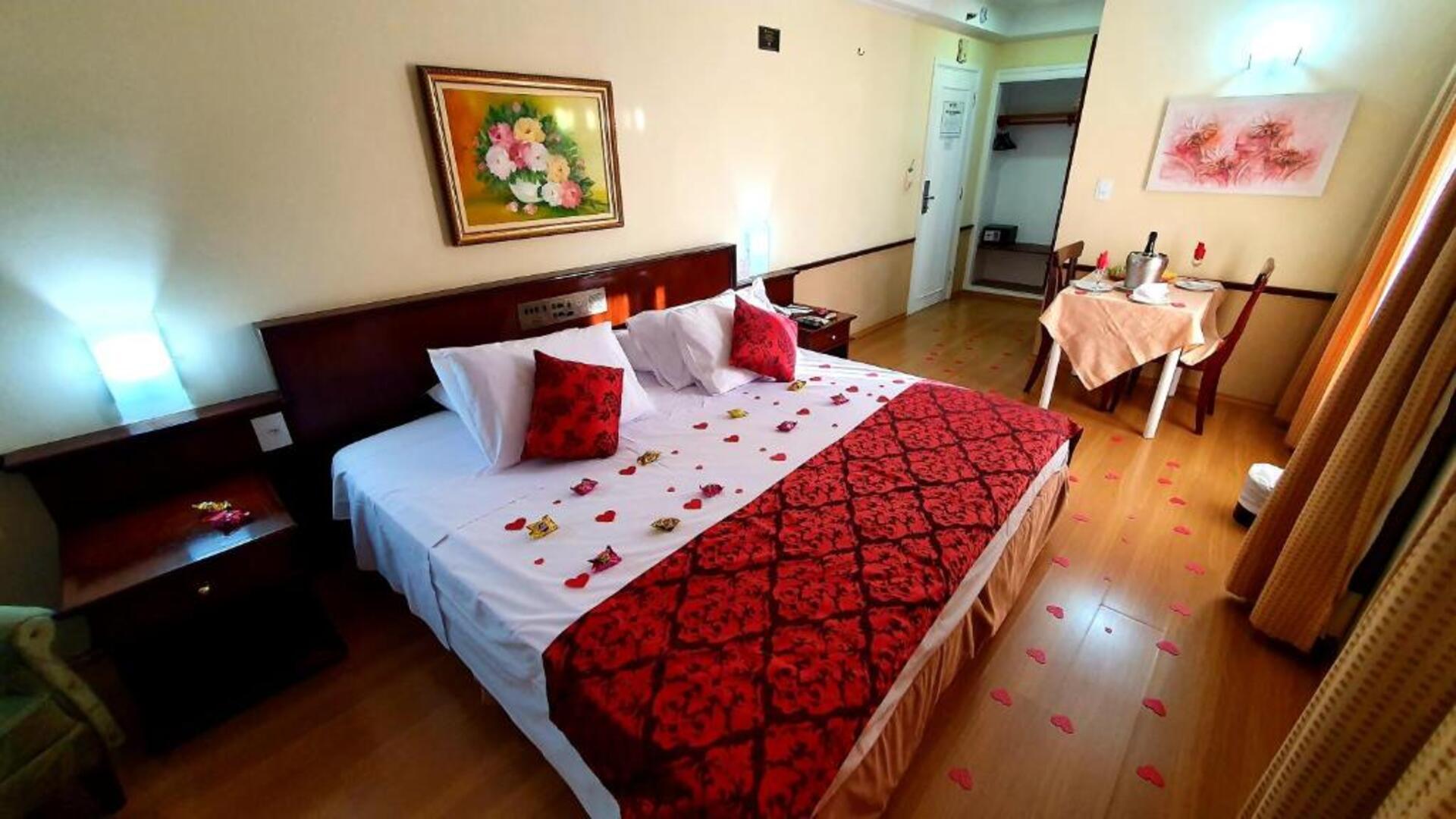 Deluxe, Double Bed, with View