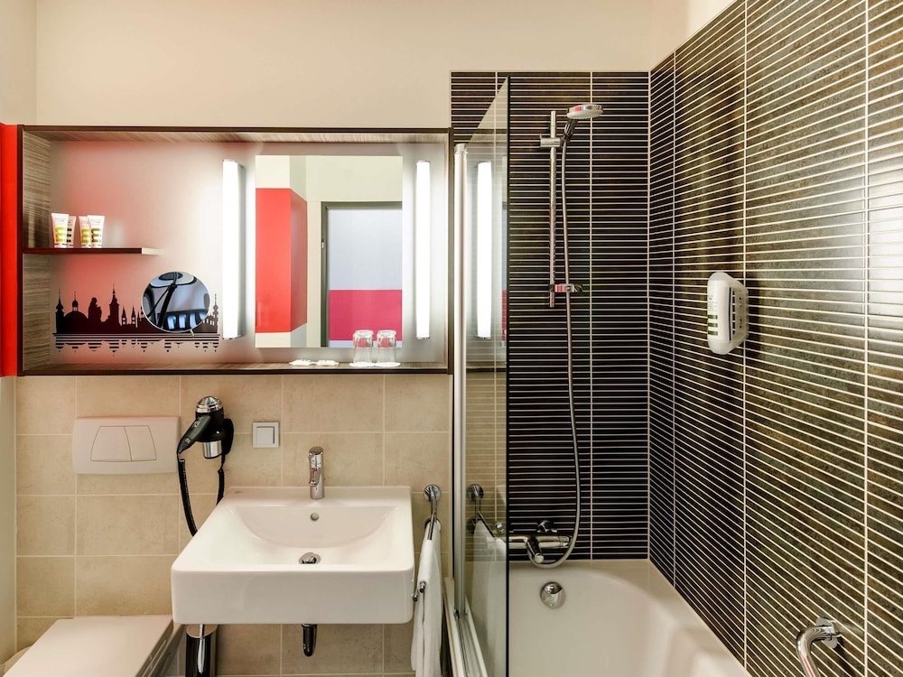 Mercure Hotel Wuerzburg Am Mainufer 65/66