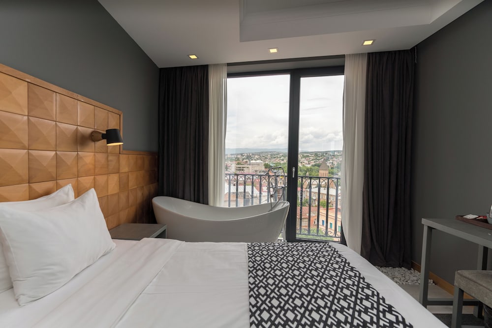 Amante Narikala Boutique Hotel 24/68