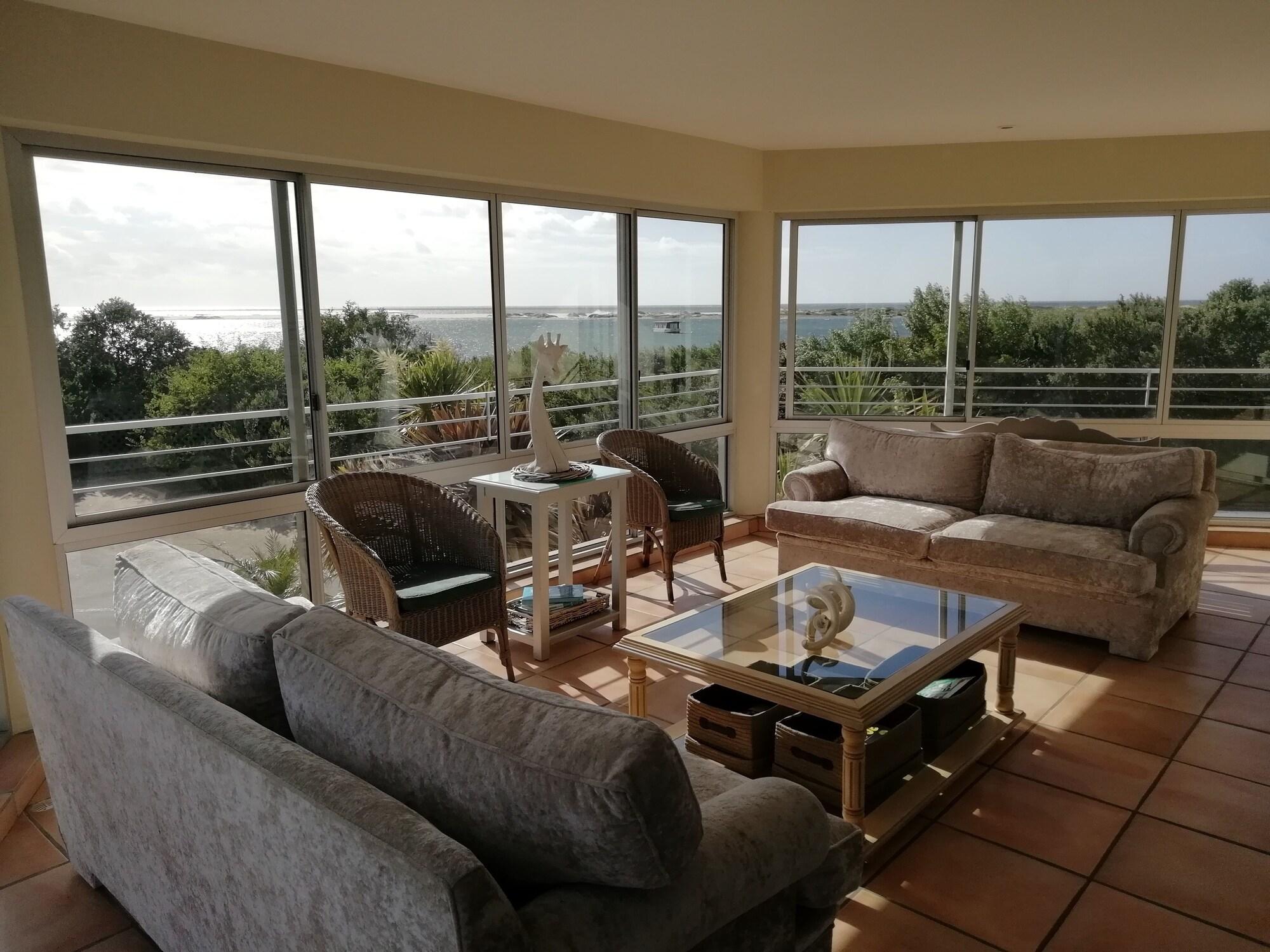 Sunshowers Plett 34/53