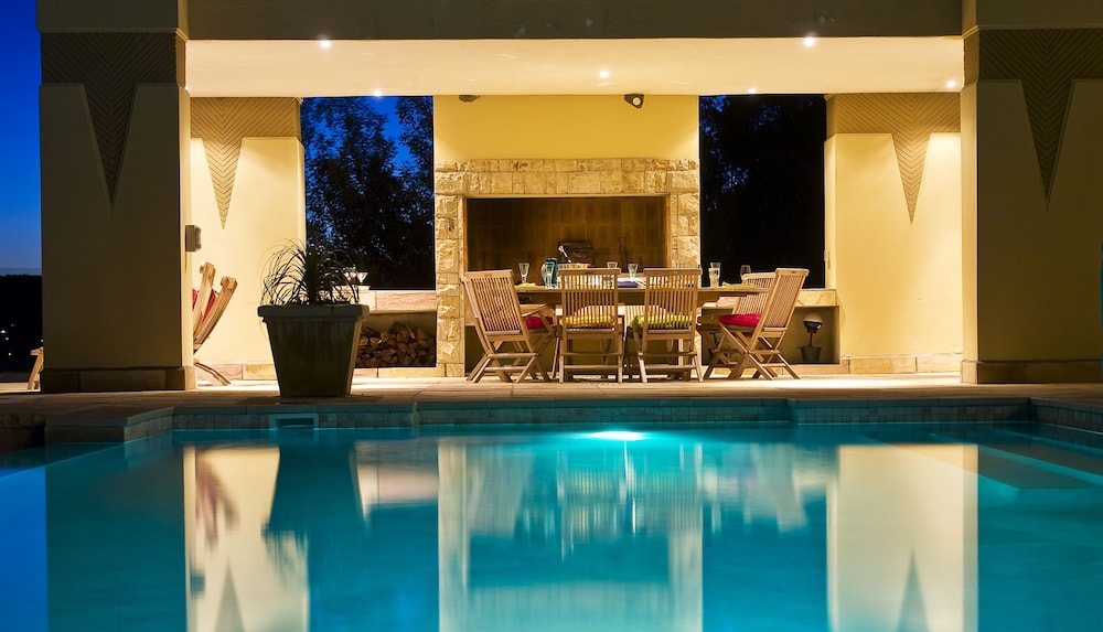 Villa Paradisa Guest House 19/44
