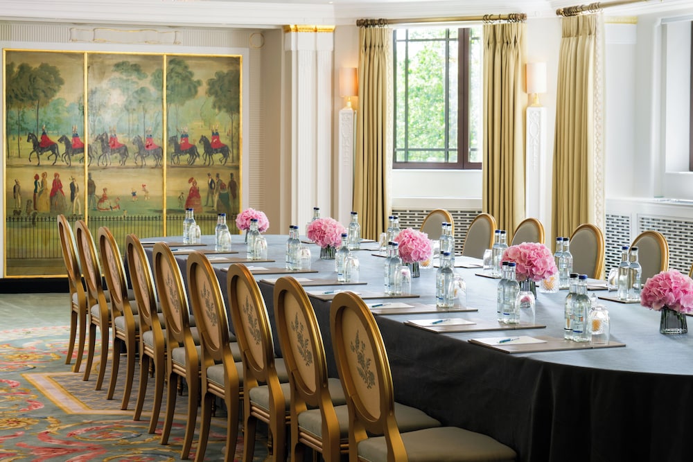 The Dorchester Hotel 34/48