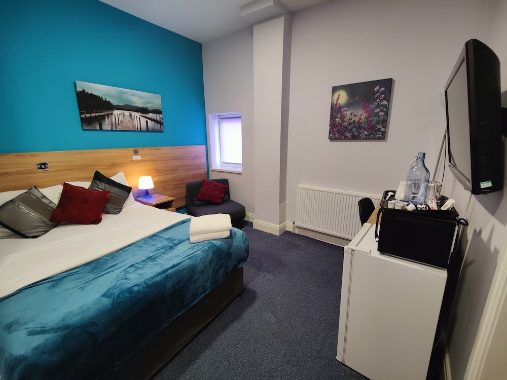 SUPERIOR, KING BED