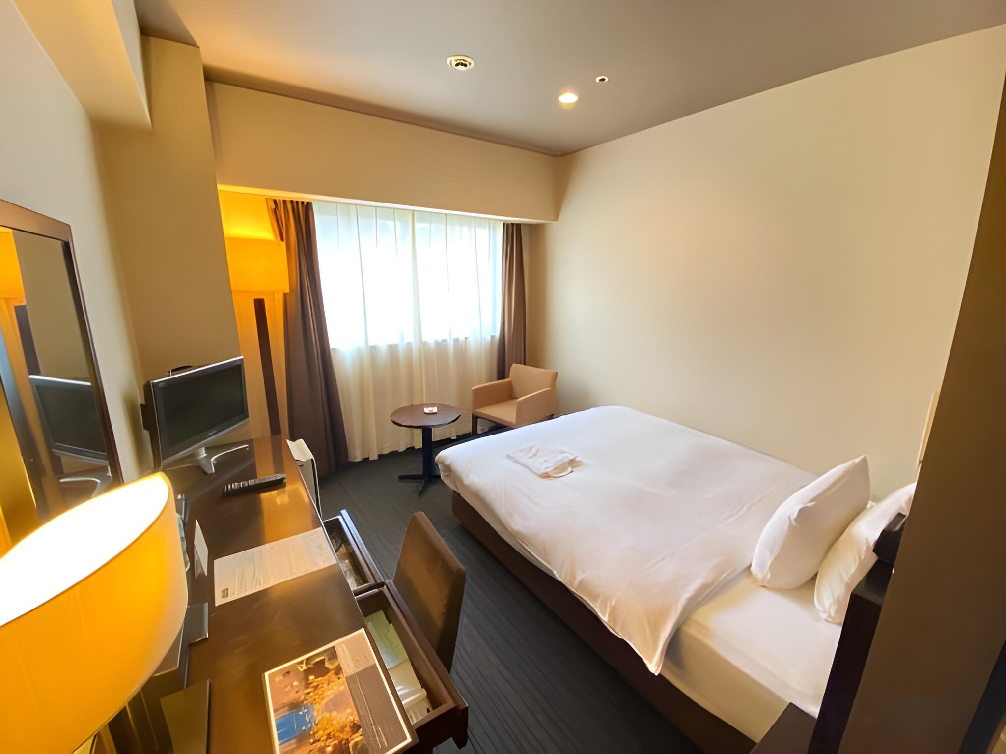 Semi Room, Single, Semi Double Bed, Smoking