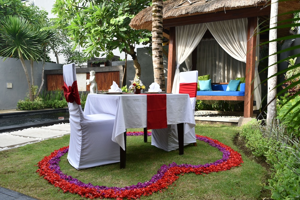 BALI BALIKU BEACH FRONT LUXURY PRIVATE POOL VILLAS 23/33