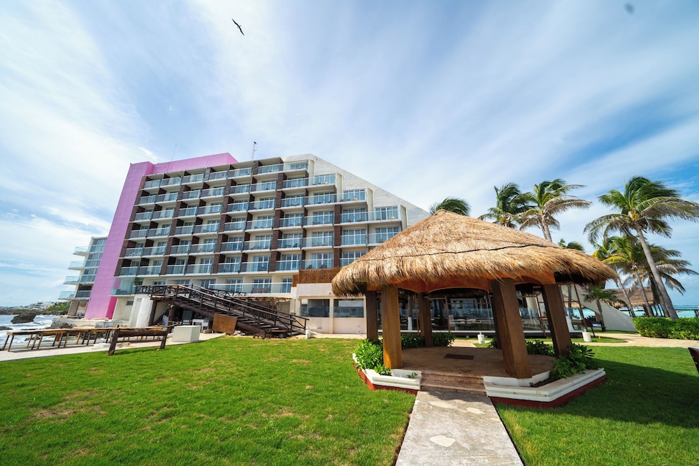 Mia Reef Isla Mujeres All Inclusive in ISLA MUJERES