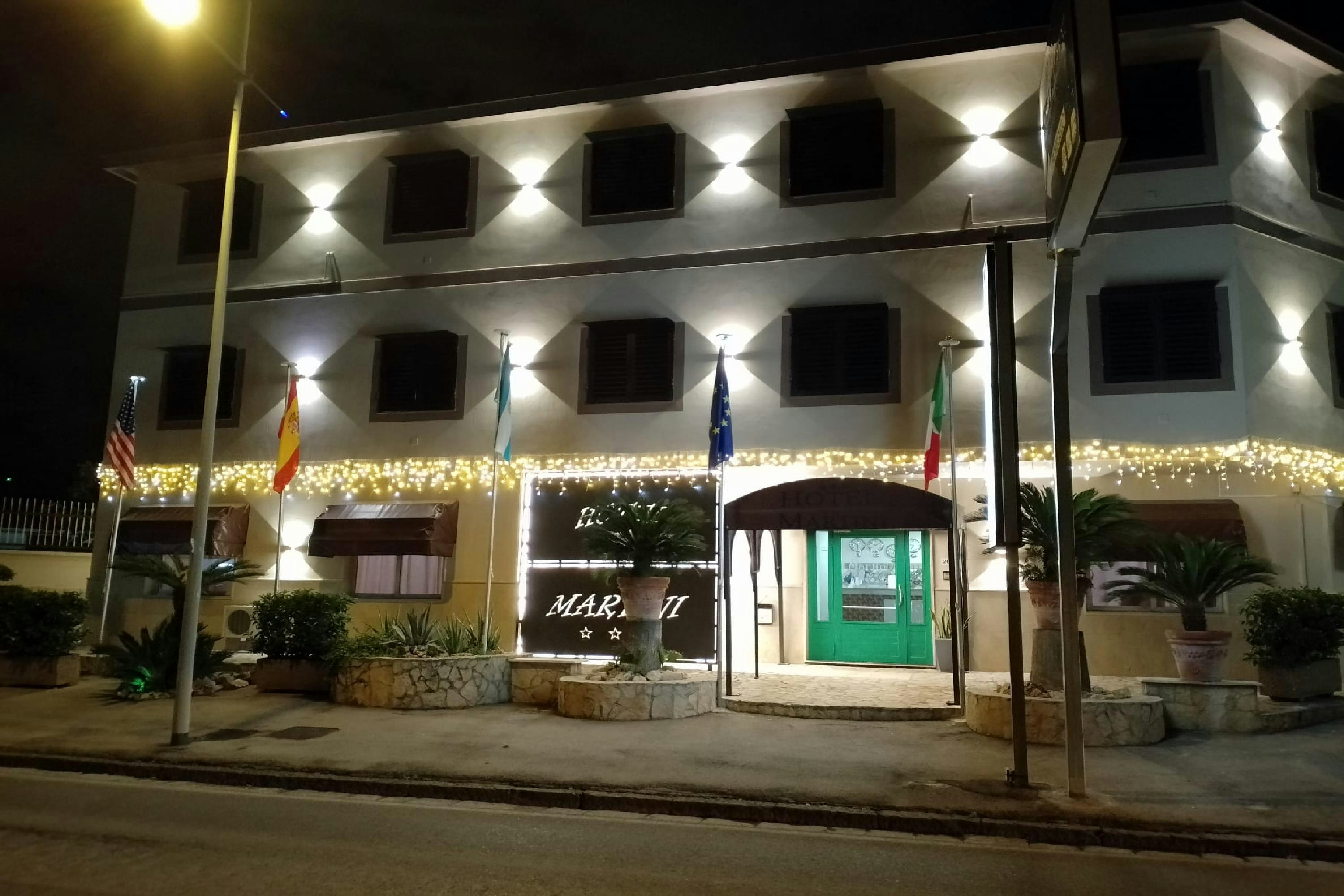 Hotel Martini 1/34