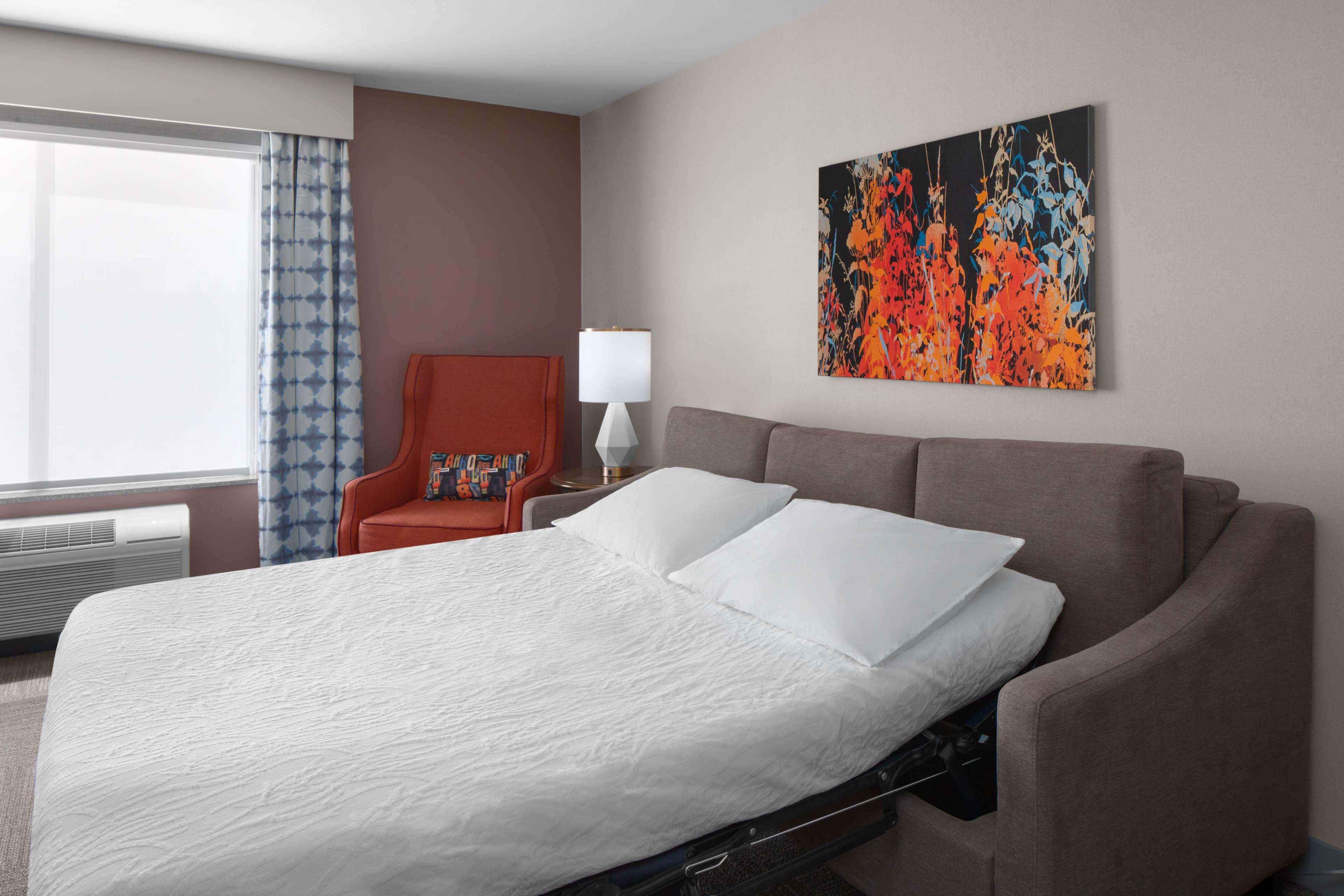 1 BEDROOM, SUITE, KING BED, ACCESSIBLE