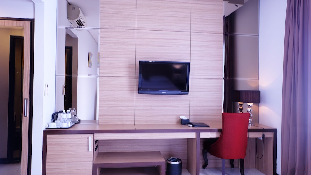 Royal Hotel Kt 35/35