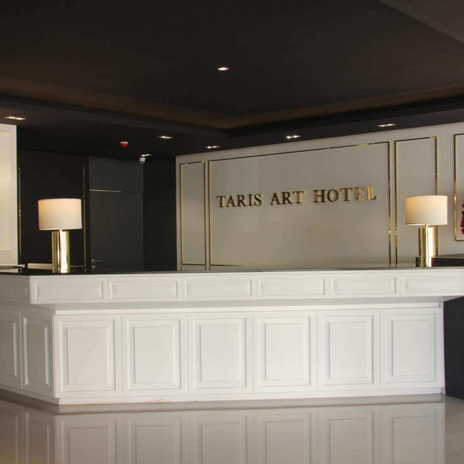 Taris Art Hotel Phrae 6/96