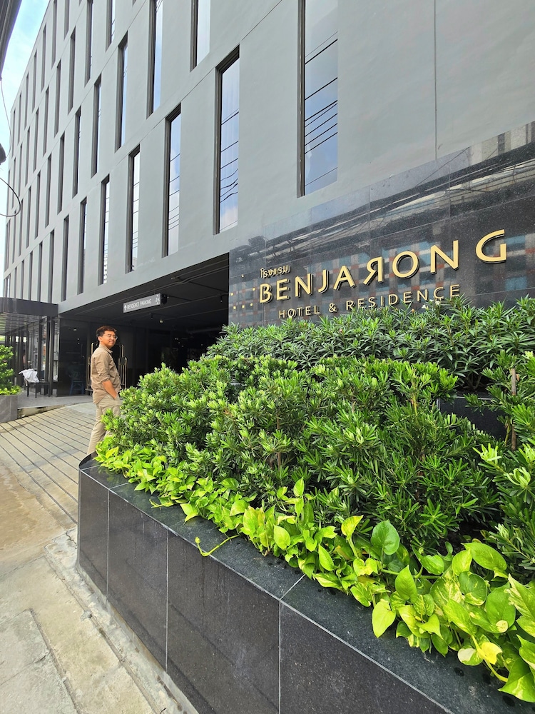 Benjarong Hotel Bangkok 46/50