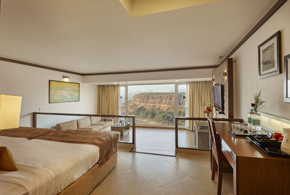 Athiva Resort & Spa Khandala 12/48