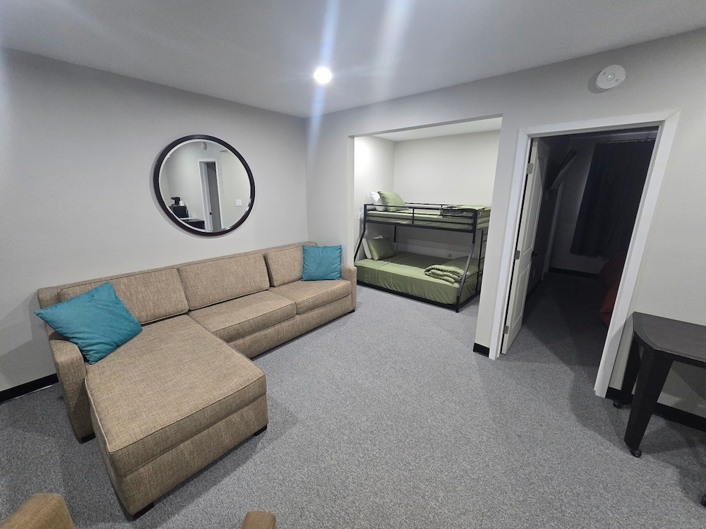 American Inn Suites Lax Airport 46/64