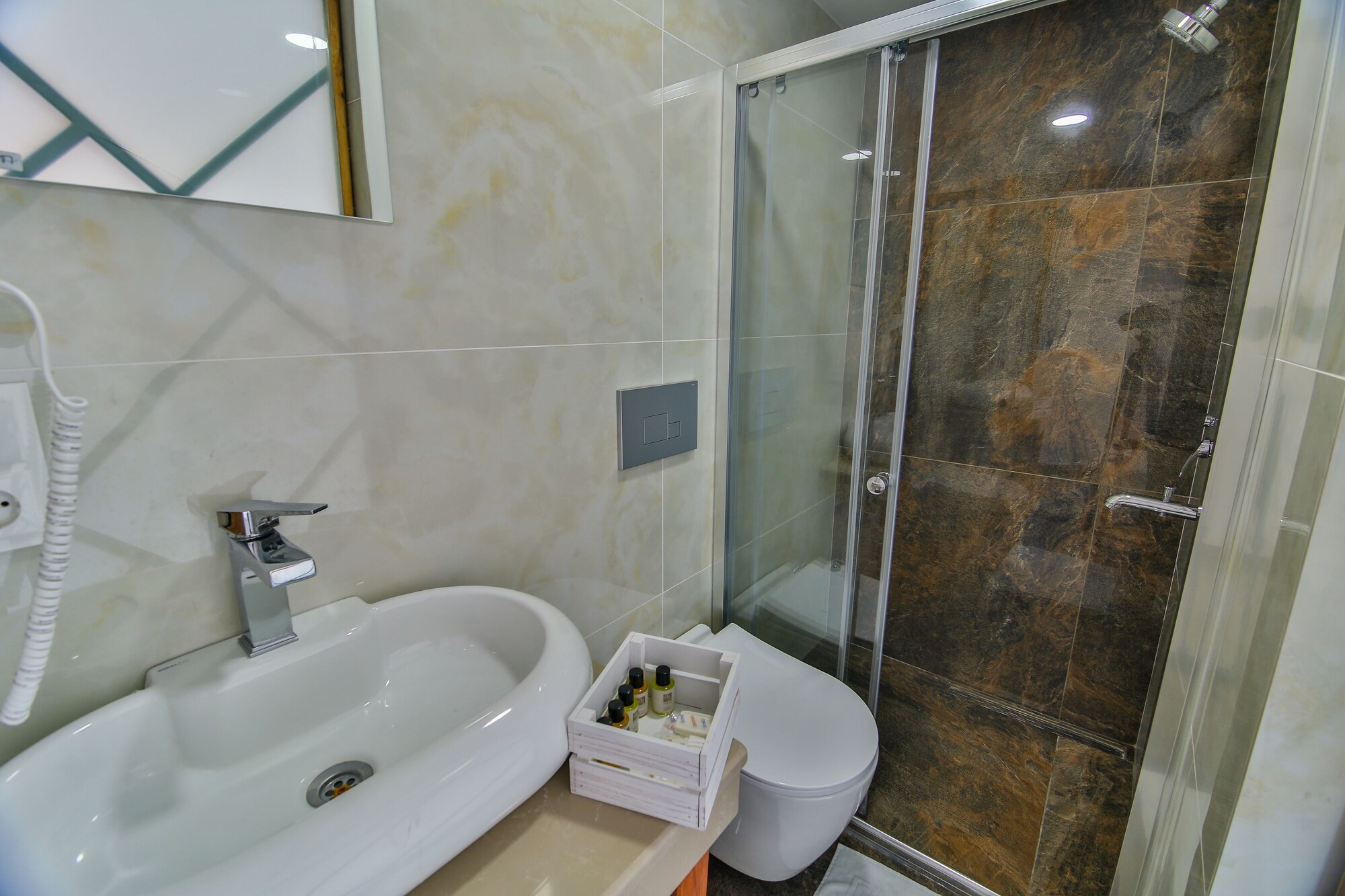 غرفة قياسية بسرير مزدوج بإطلالة على المدينة، Frau Guler Boutique Hotel 6/7
