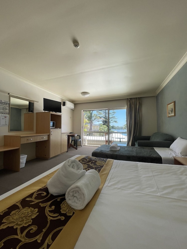 El Lago Waters Motel 14/58