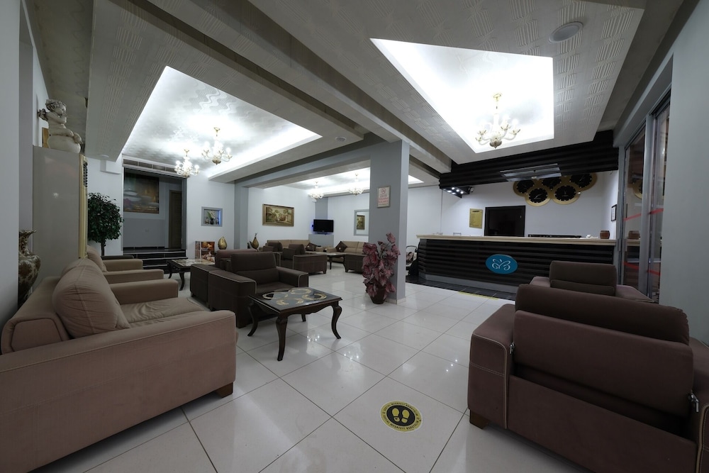 Aleria Belport Beach Hotel 50/71