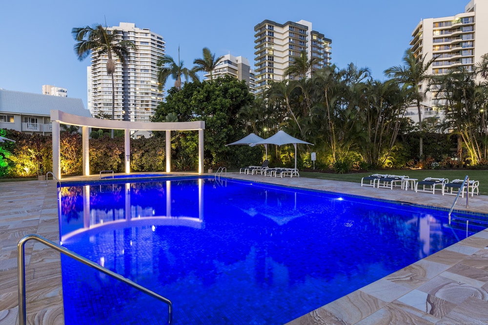 Contessa Condominiums 35/50