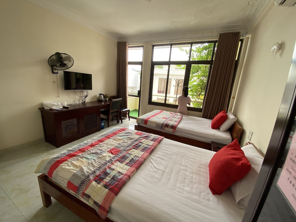 Viet Nhat Halong Hotel 29/61