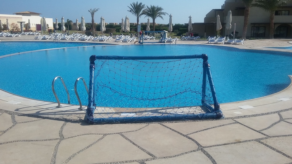 Movenpick Waterpark Resort and Spa Soma Bay 39/83