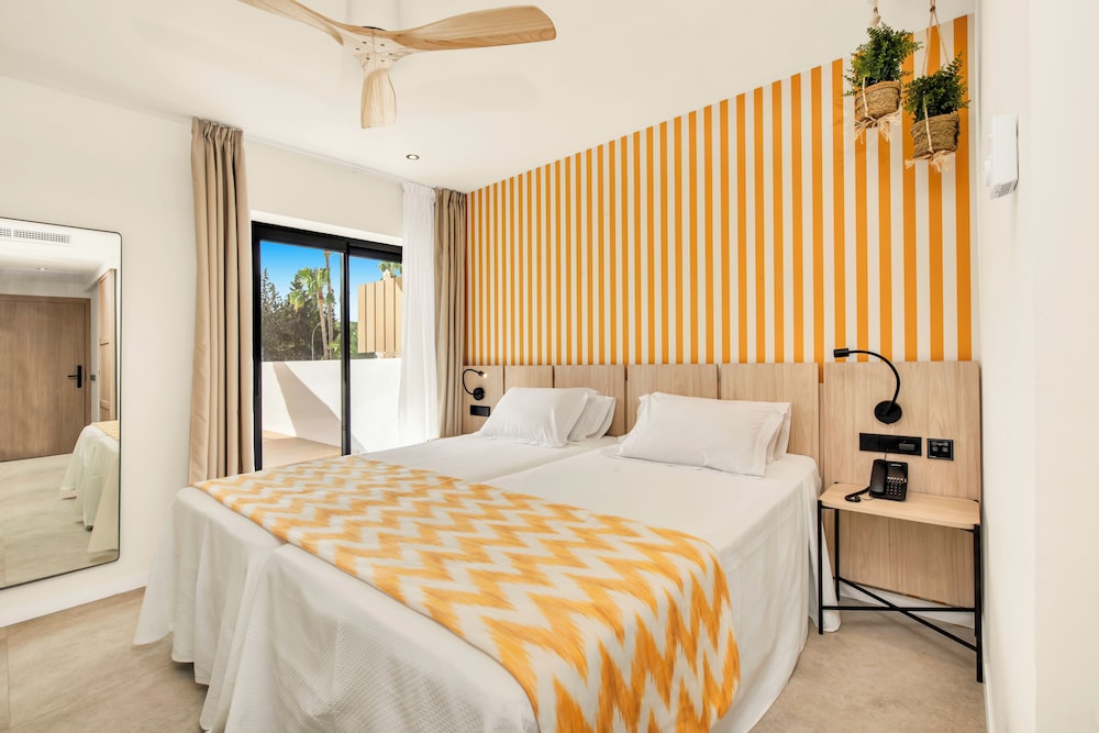 Tangerine by Honne Hotels - Adults Only 14/50