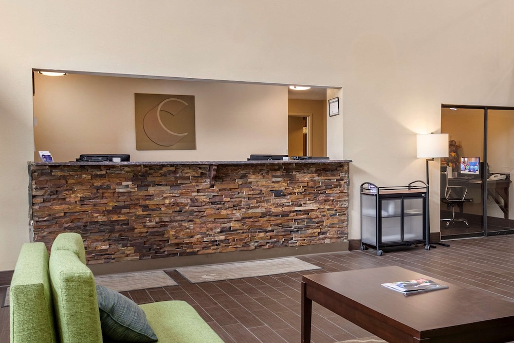 Comfort Inn Paducah I-24 4/36