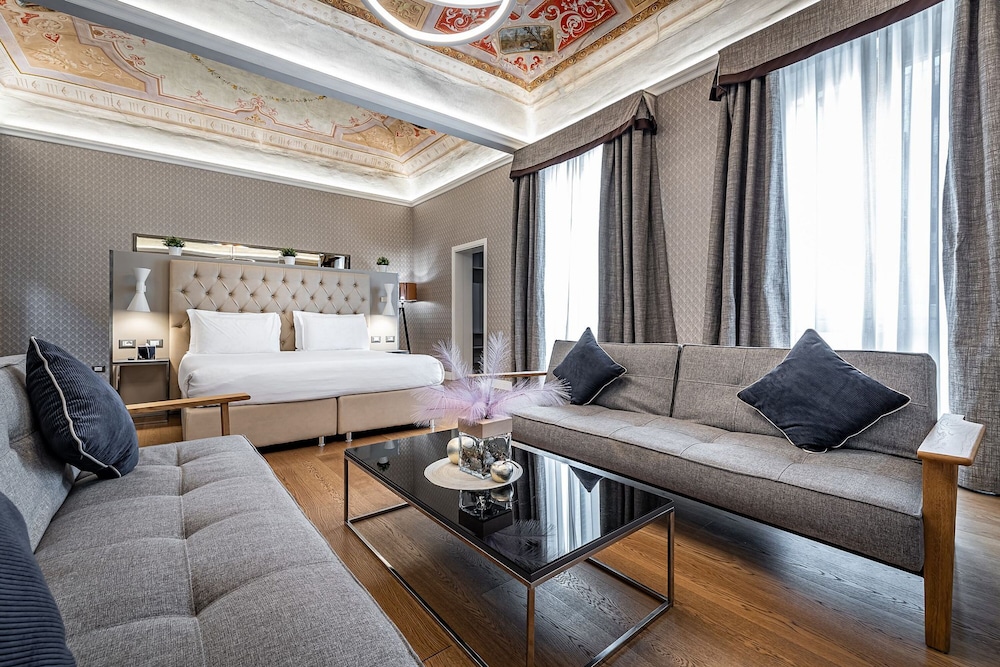 Martelli 6 Suite And Apartments 35/53
