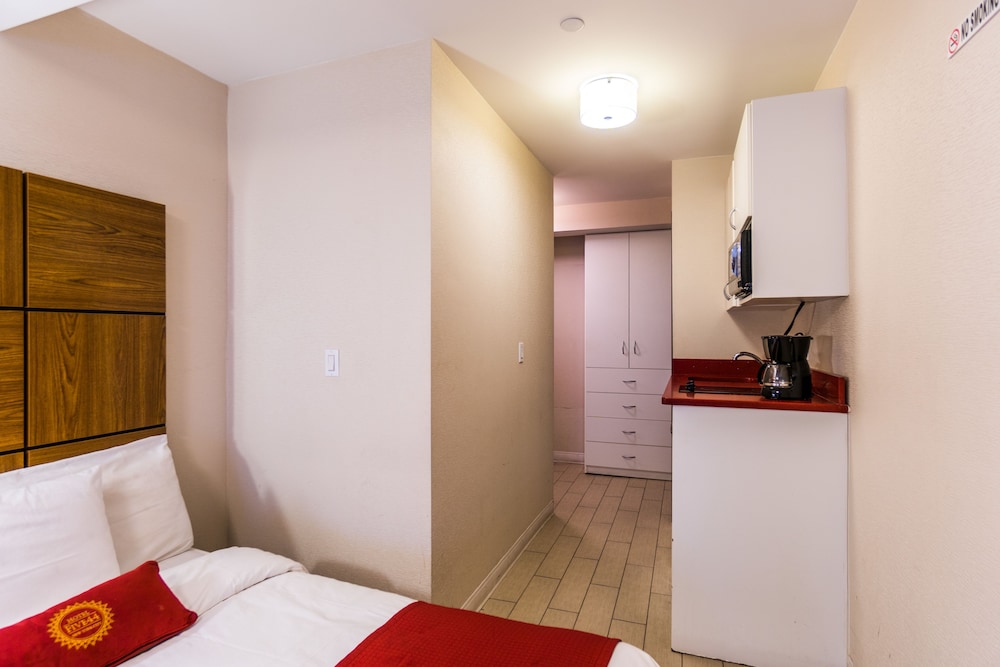 Hotel Five44 9/22