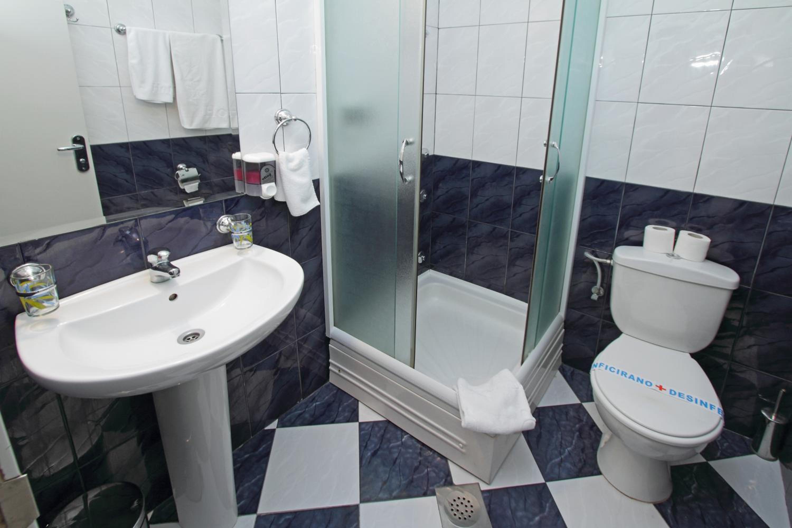 Room, Triple, 3 Beds